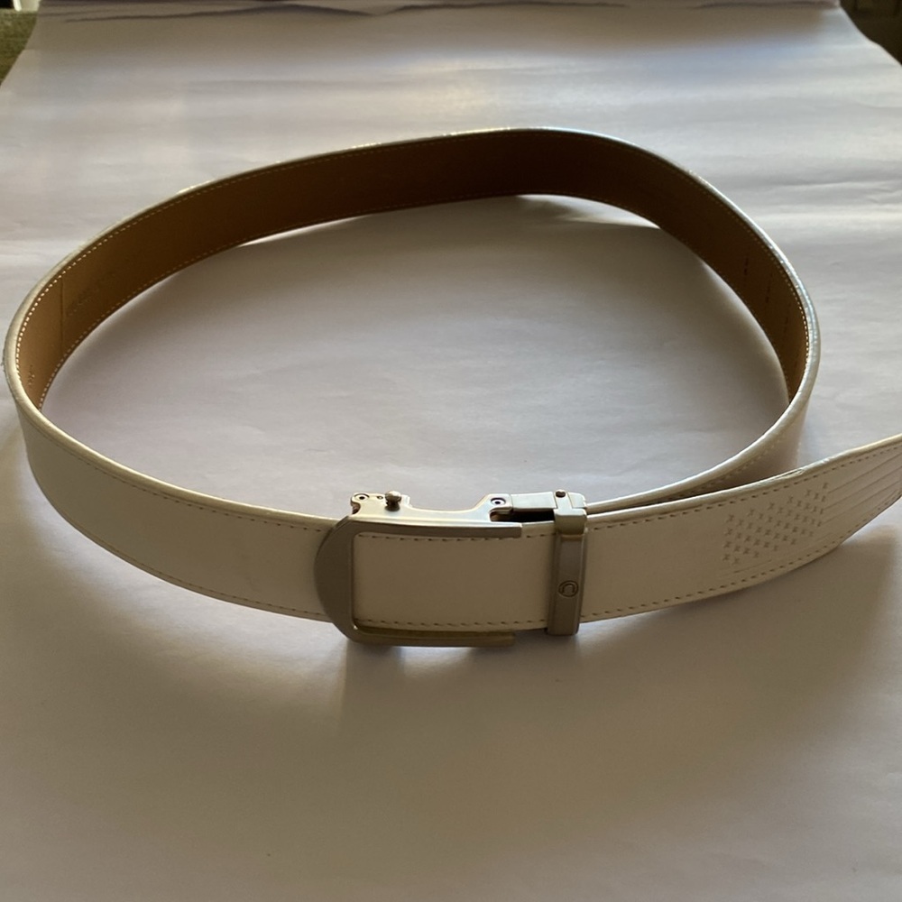 NEXTBELT The Belt with No Holes in White Leather Size 32 to 38